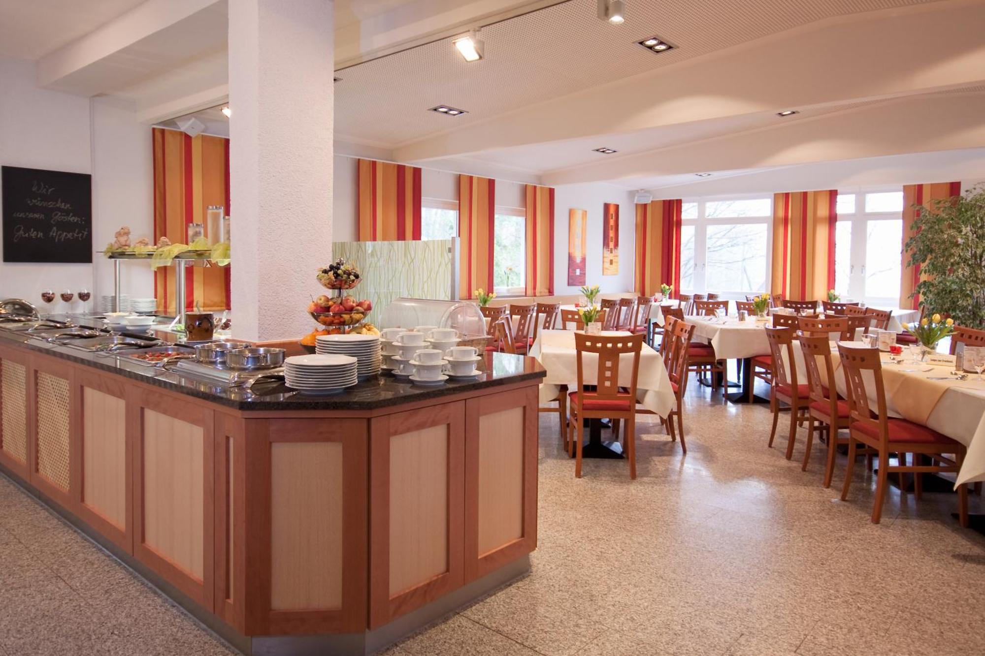 Taunustagungshotel Friedrichsdorf Dış mekan fotoğraf