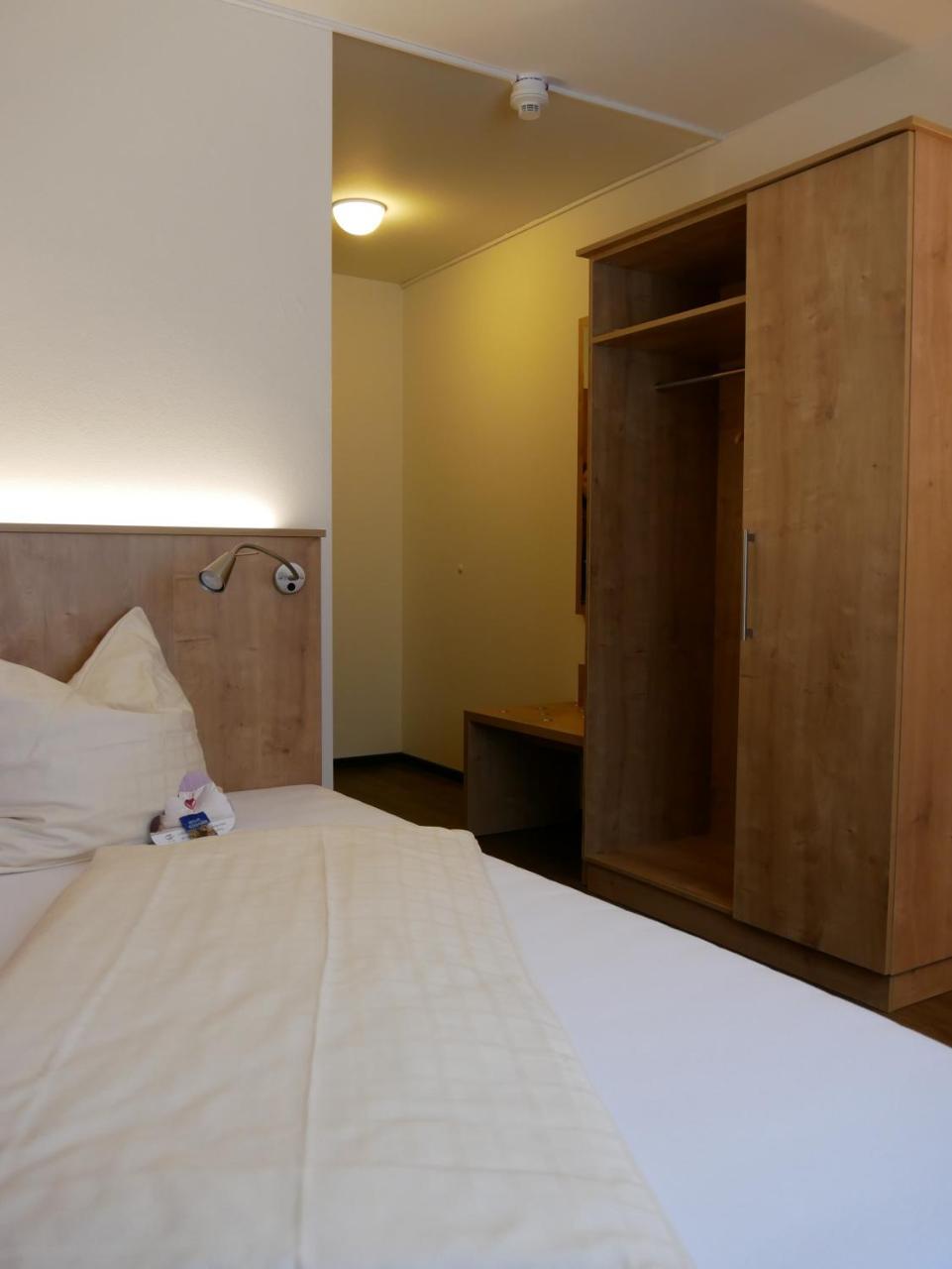Taunustagungshotel Friedrichsdorf Dış mekan fotoğraf